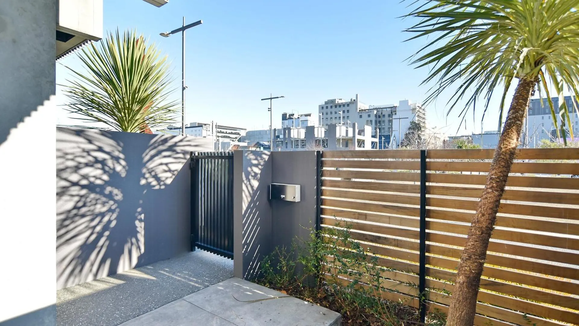 Worcester Terrace Nine - Christchurch Holiday Homes New Zealand